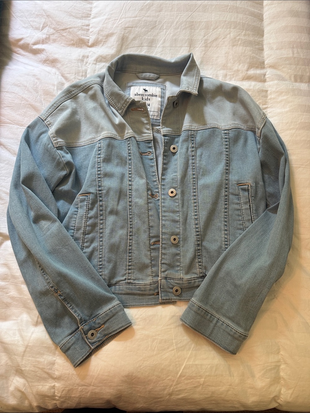abercrombie kids two-tone light blue denim jacket